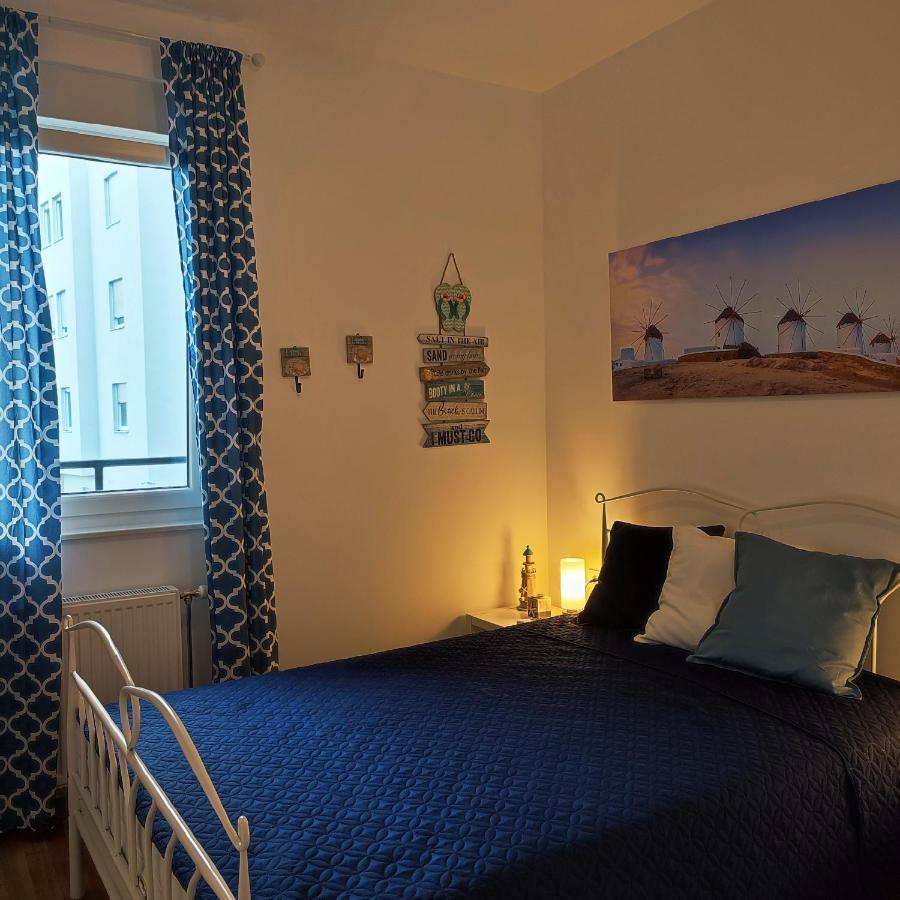 Center Firefly Gardens Apartment نوفي ساد المظهر الخارجي الصورة