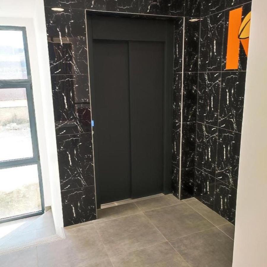 Center Firefly Gardens Apartment نوفي ساد المظهر الخارجي الصورة