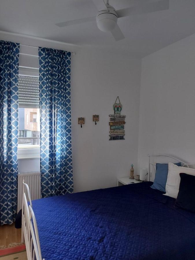 Center Firefly Gardens Apartment نوفي ساد المظهر الخارجي الصورة